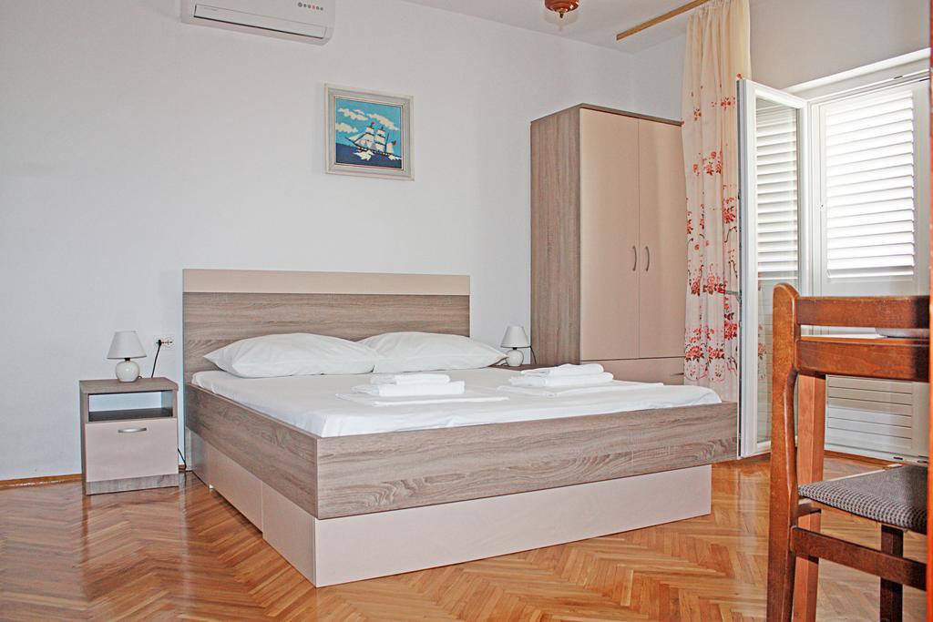 Bougainvillea Apartments มาคาร์สกา ภายนอก รูปภาพ